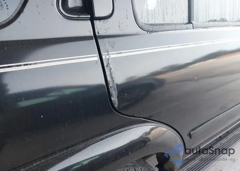 2004 Nissan Pathfinder Le Platinum z USA, uszkodzony, nr VIN JN8DR09X04W803373